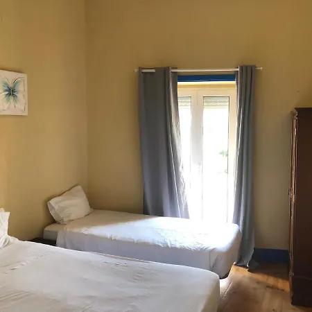 Train Inn Aveiro